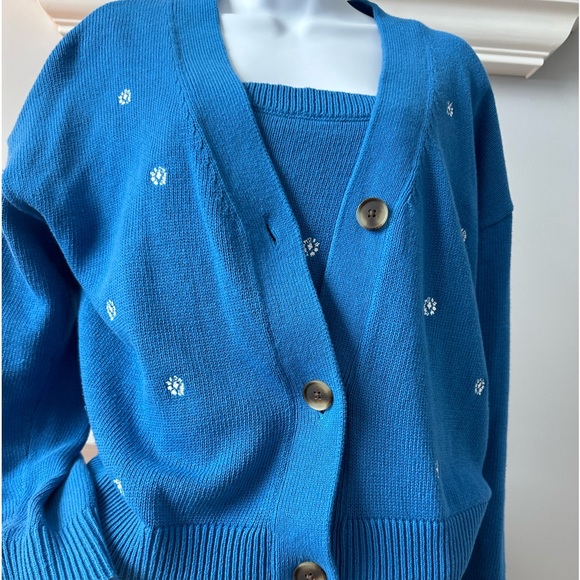 LOFT Sweaters - Loft sweater set.